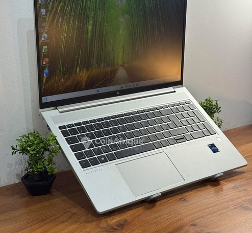 Elitebook g9 cor i5 12th gen/ 16go ram/ 512go ssd